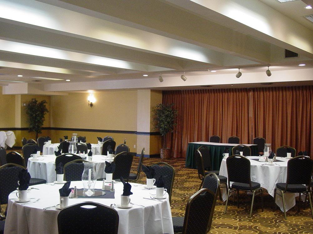 Clarion Hotel & Conference Center 科罗拉多斯普林斯 外观 照片