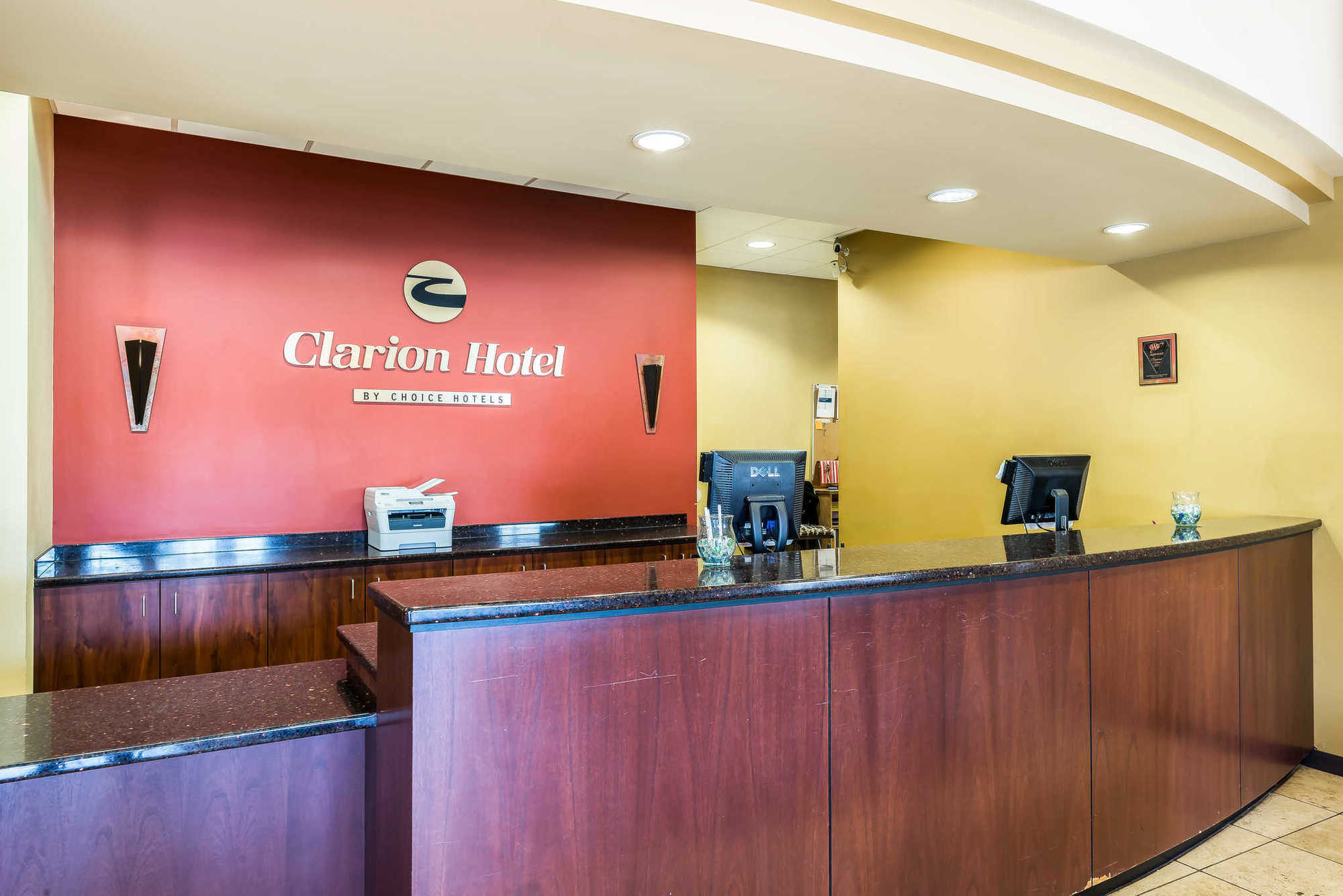 Clarion Hotel & Conference Center 科罗拉多斯普林斯 内观 照片