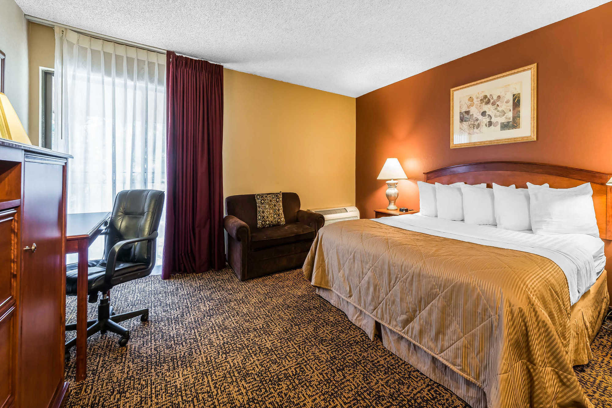 Clarion Hotel & Conference Center 科罗拉多斯普林斯 客房 照片