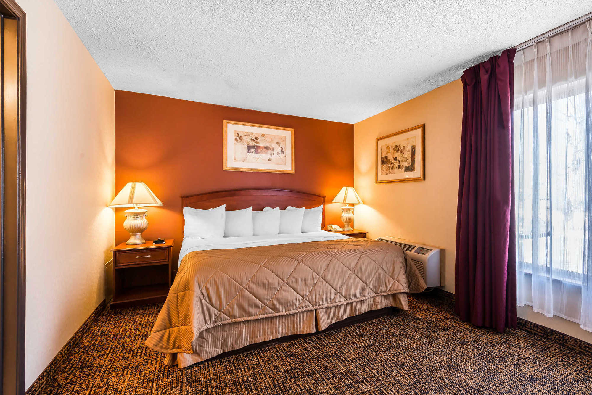 Clarion Hotel & Conference Center 科罗拉多斯普林斯 客房 照片