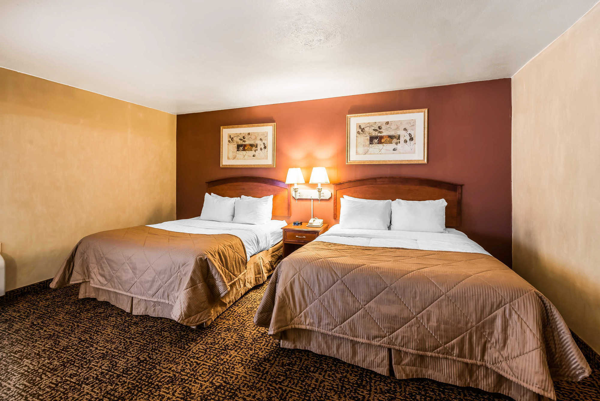 Clarion Hotel & Conference Center 科罗拉多斯普林斯 客房 照片
